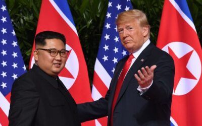 Donald Trump y Kim Jong-Un se reúnen por primera vez